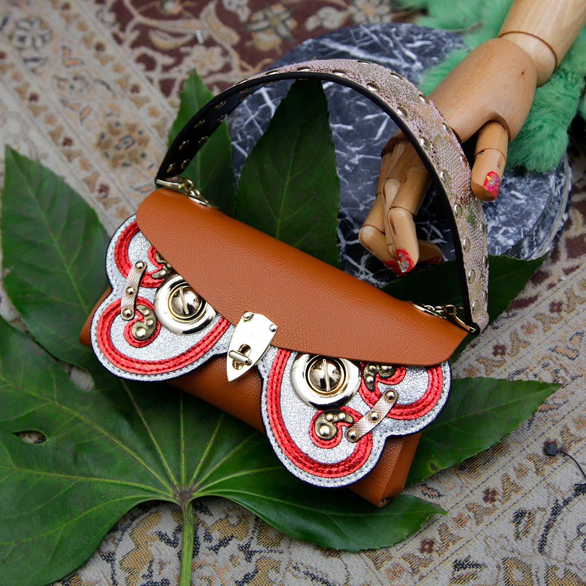 WANACCESSORY double-sided two-color caramel lizard pattern owl face changing envelope bag alias series