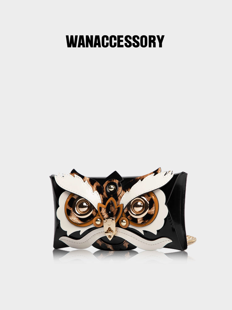 Lion Dance Cross-body Pachette